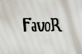 Favor: A Handwritten Script Font for Editorial Design